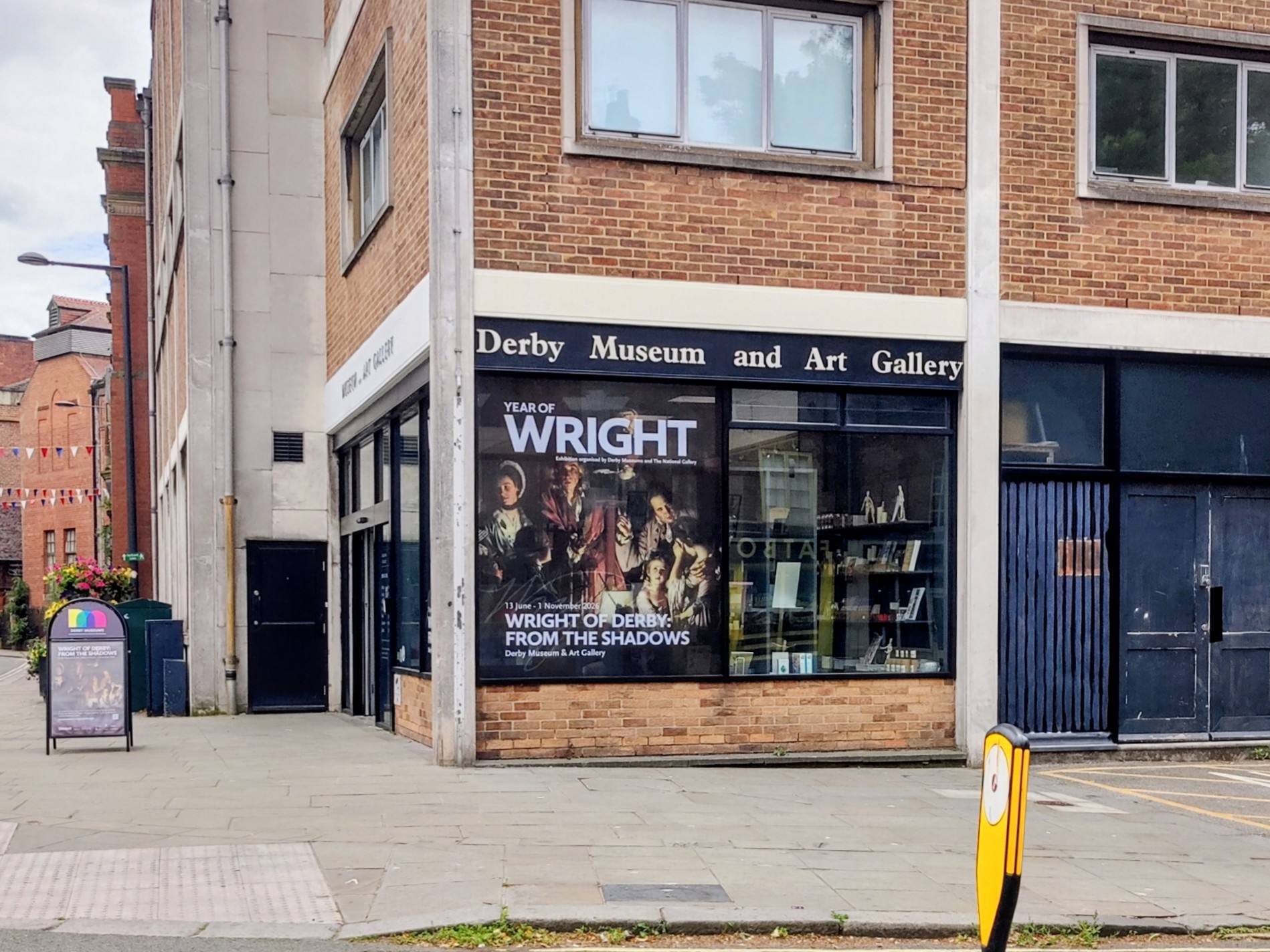 Entrance to Derby Museum and Art Gallery